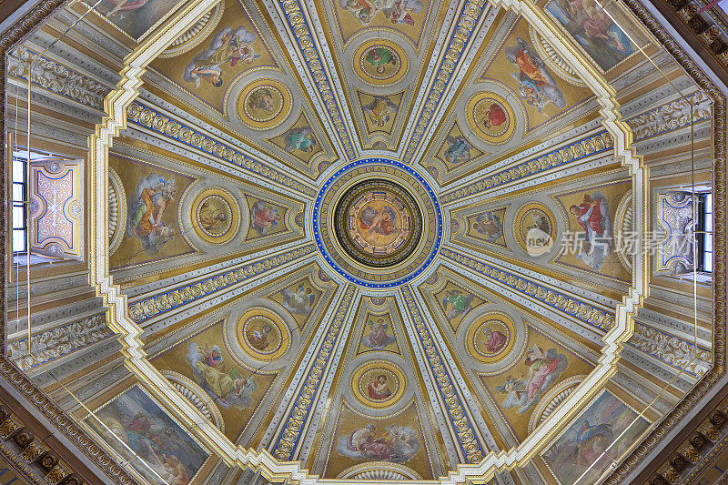 罗马 - 圣玛丽亚洛雷托教堂